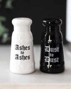 Asche Zu Asche Salz & Pfeffer Set -Halloween Kostüme Geschäft ashes to ashes salz und pffer set ashes to ashes salt and pepper shaker halloween homeware gothic homeware 53763 04